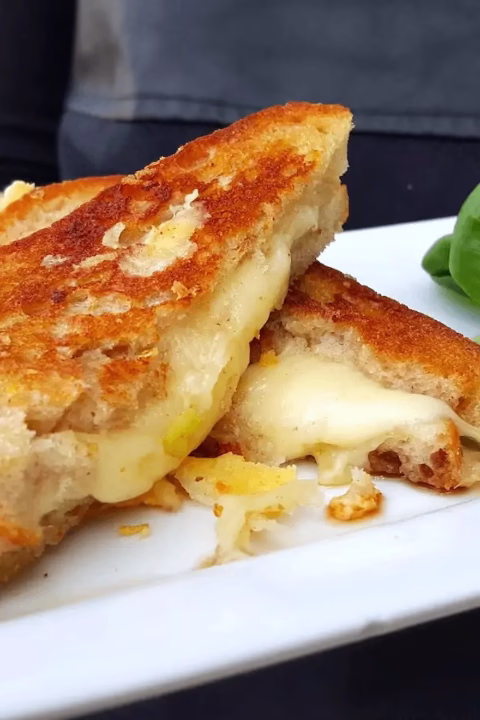 Le 'Grilled Cheese' Parfait à l'Air Fryer